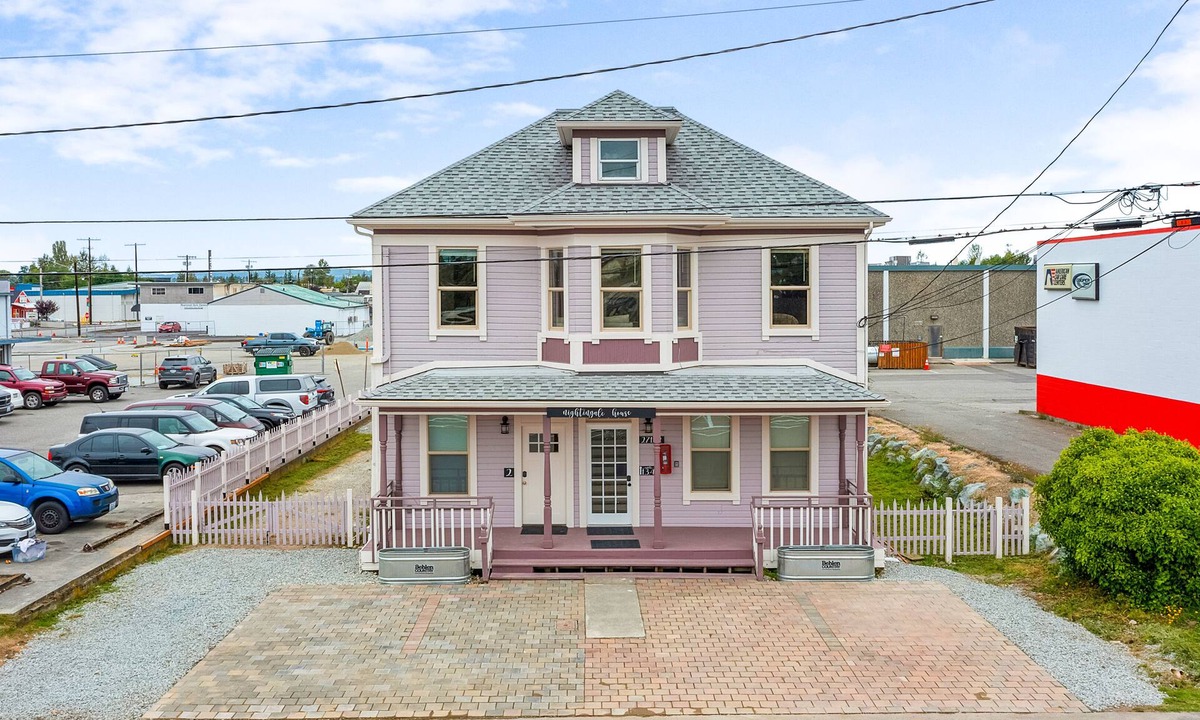 Stanwood Apartment | The Nightjar Shelter