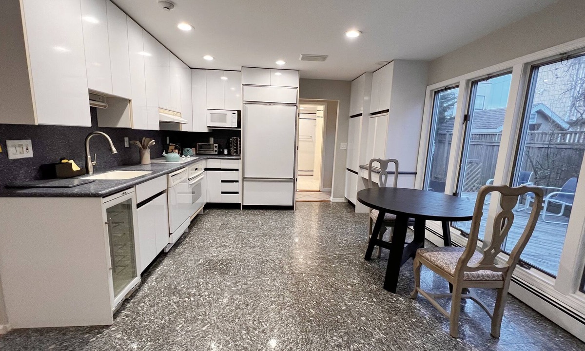 Lido Beach House | The Nine at Ken