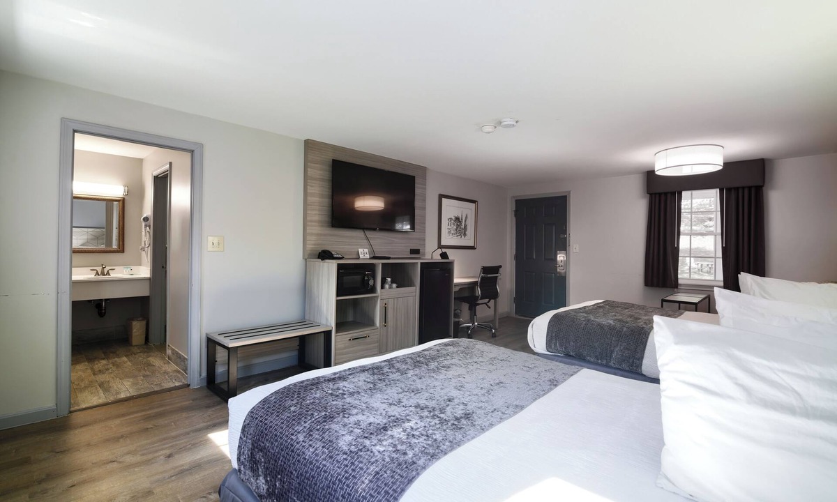 Danvers Hotel | The Northshore Hotel - Boston/Danvers