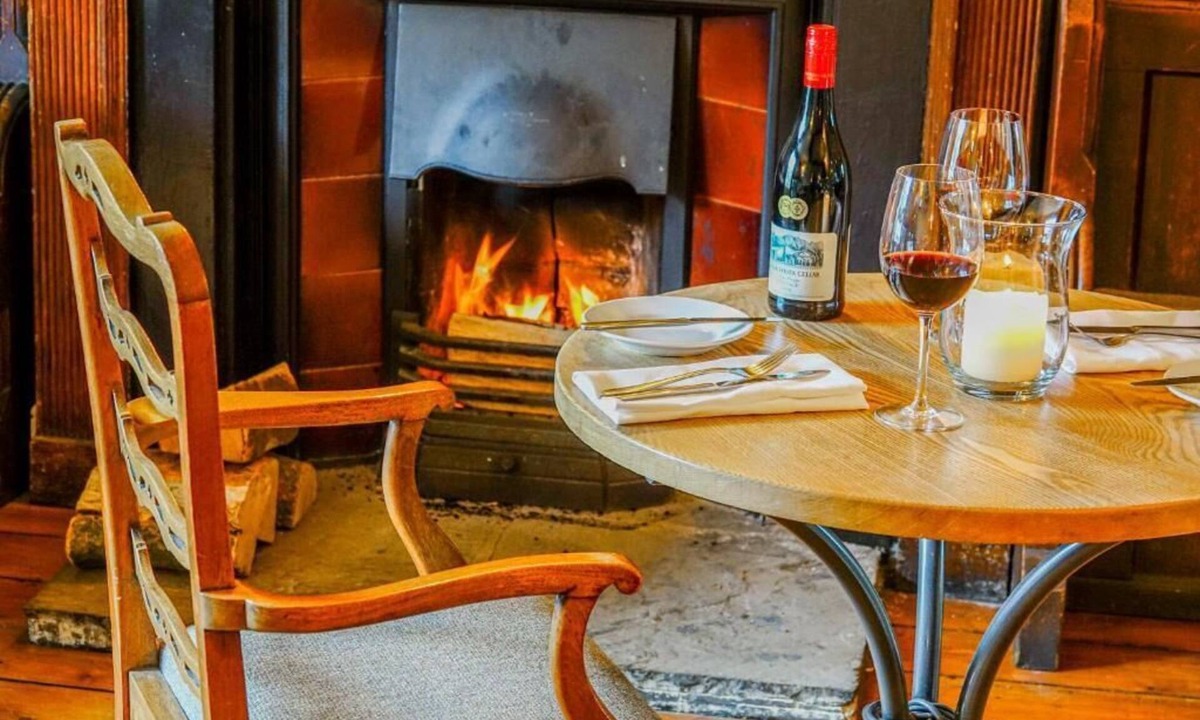 Scawton Hotel | The Oak Tree Inn