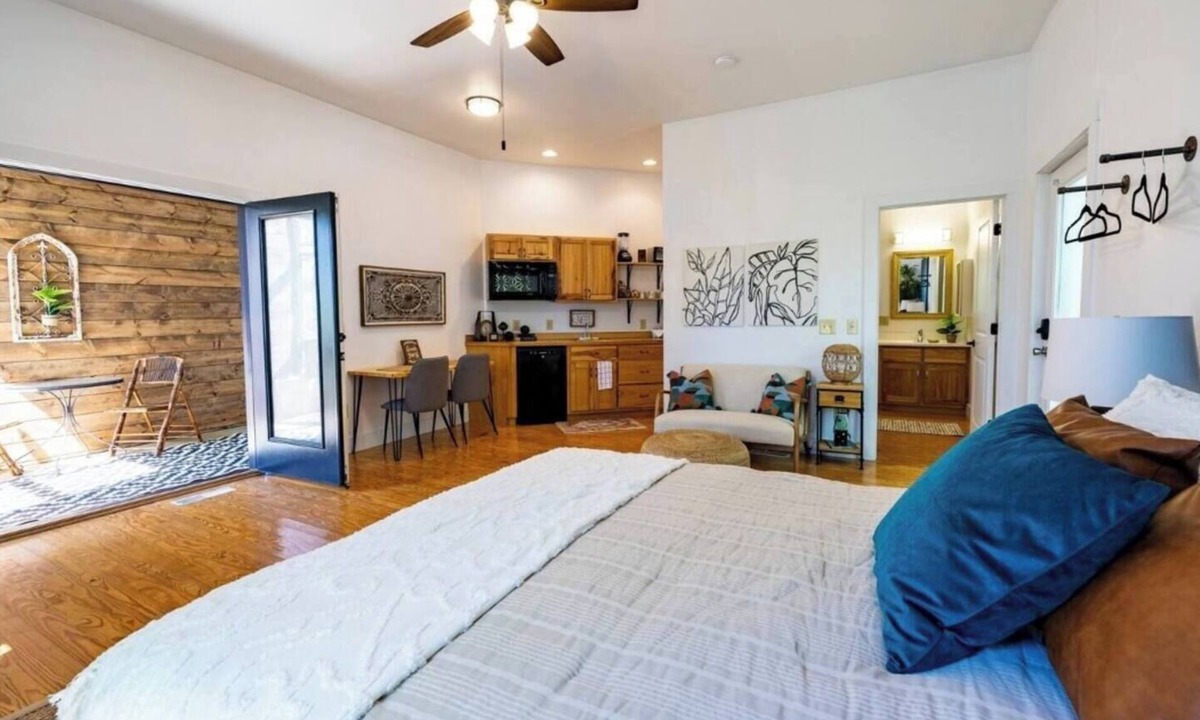 Valley Head Apartment | The Oak Upscale Apartment