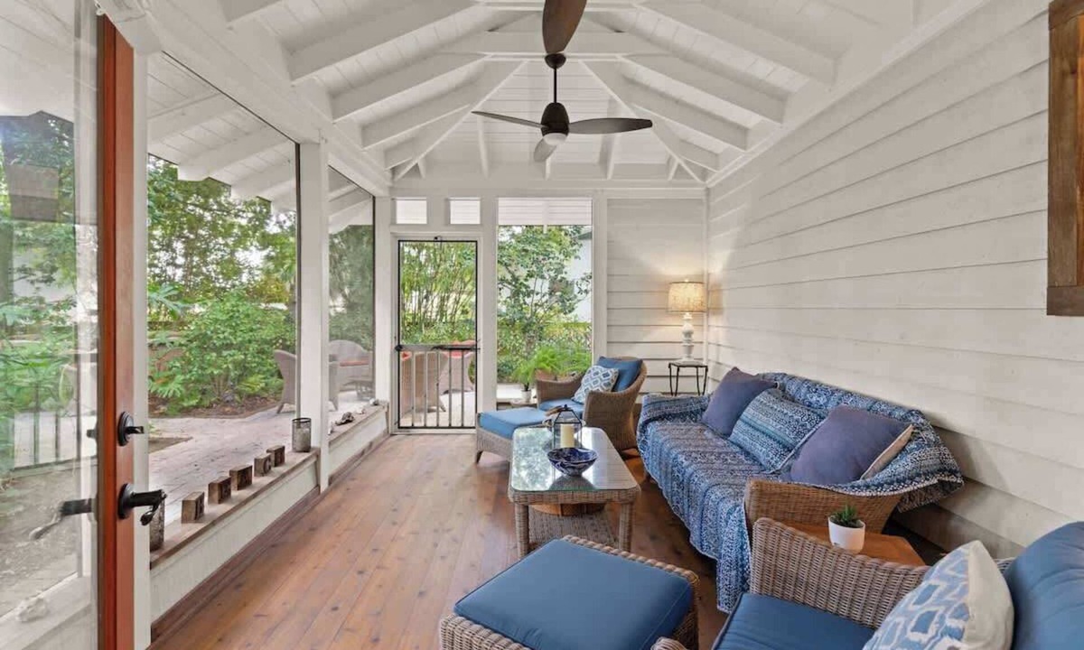 Saint Simons Heights House | The Oaks Retreat on St. Simons