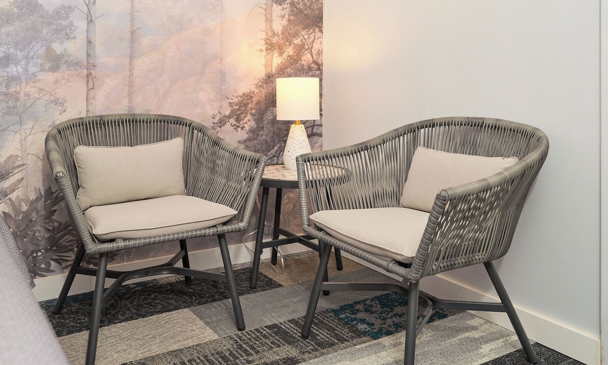Sterling Hotel | The Oakwood Inn
