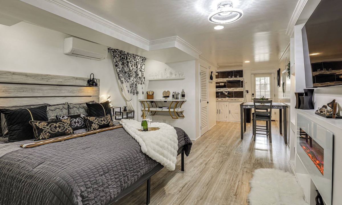 Westfield Apartment | The Oasis Hideaway: Private Baltimore Basement Apt