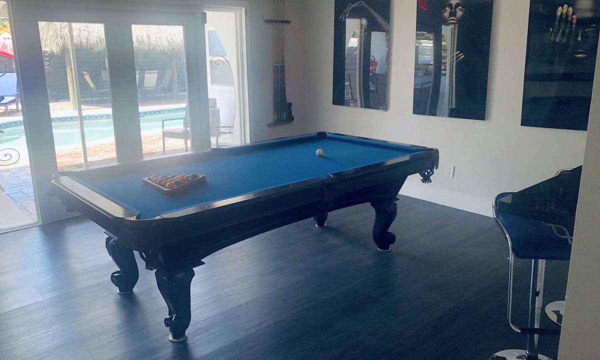 Royal Poinciana House | The Oasis @ Hollywood, FL (3miles to the beach)