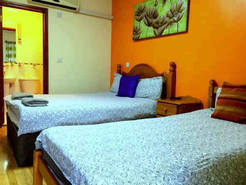 Old Harlow Hotel | The Oasis Hotel