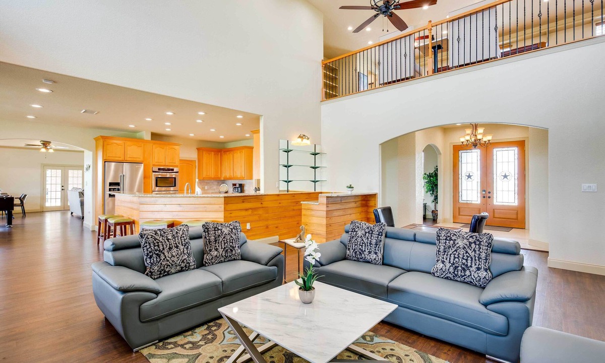 Westminster Cottage | The Oasis Ranch 20-acre Ranch in Whitewright!