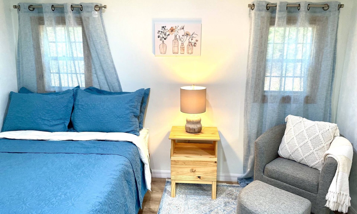 Fort White Cabin | The Oasis Retreat