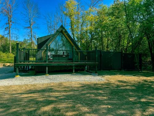 St. Albans House | The Obsidian A Hideaway