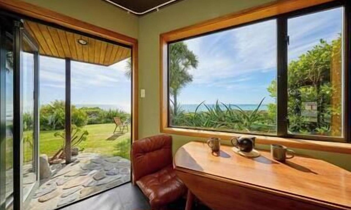 Hapuku House | The Oceanview Suite