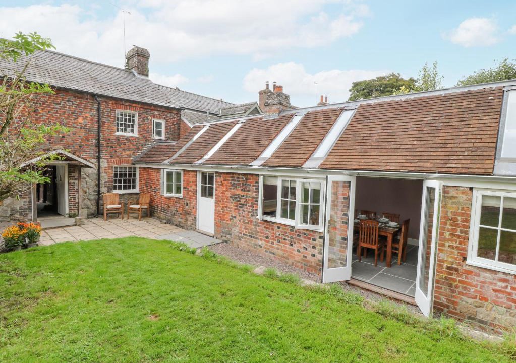 Avebury House | The Old Bakehouse