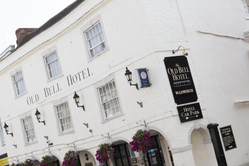 Warminster Hotel | The Old Bell - Warminster