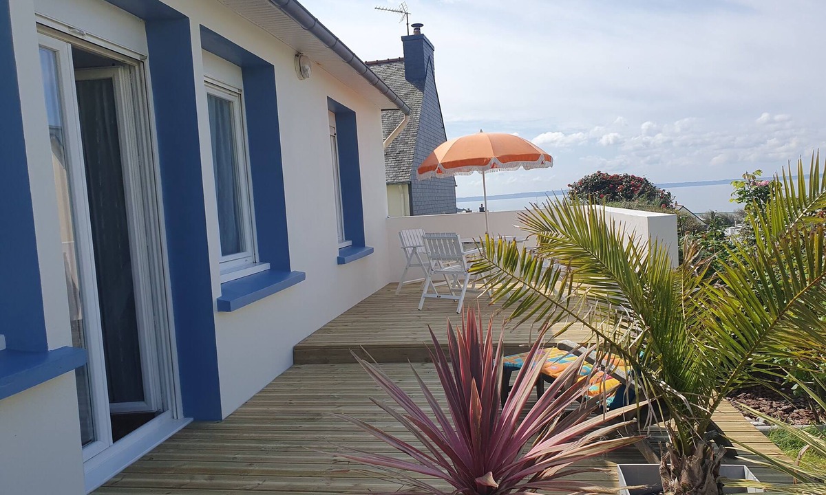 Telgruc-sur-Mer House | The old Caon grocery store