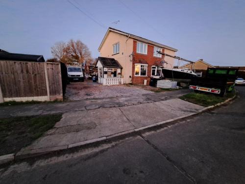 Ilchester House | The Old Chip Shop