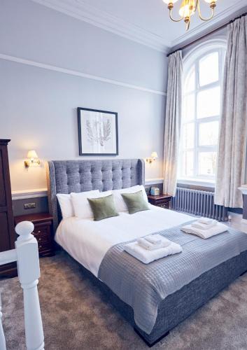 Warwick Town Centre Hotel | The Old Coffee Tavern