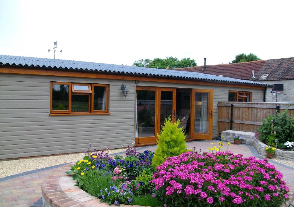 Lydford-on-Fosse House | The Old Cowstall