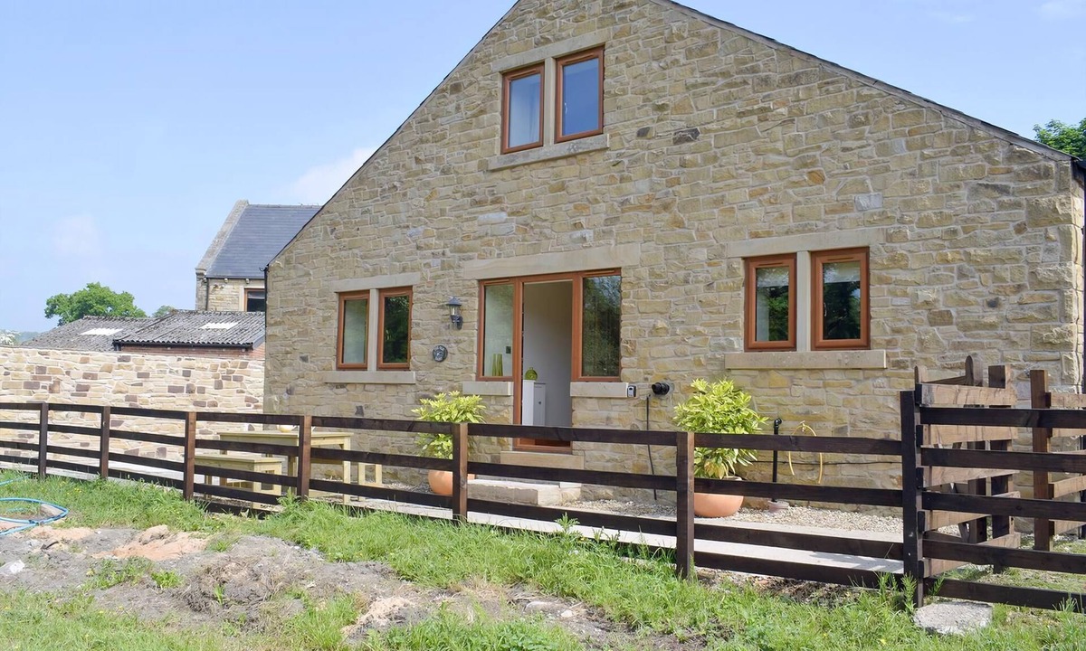 Clitheroe Cottage | The Old Dairy - UKC3413