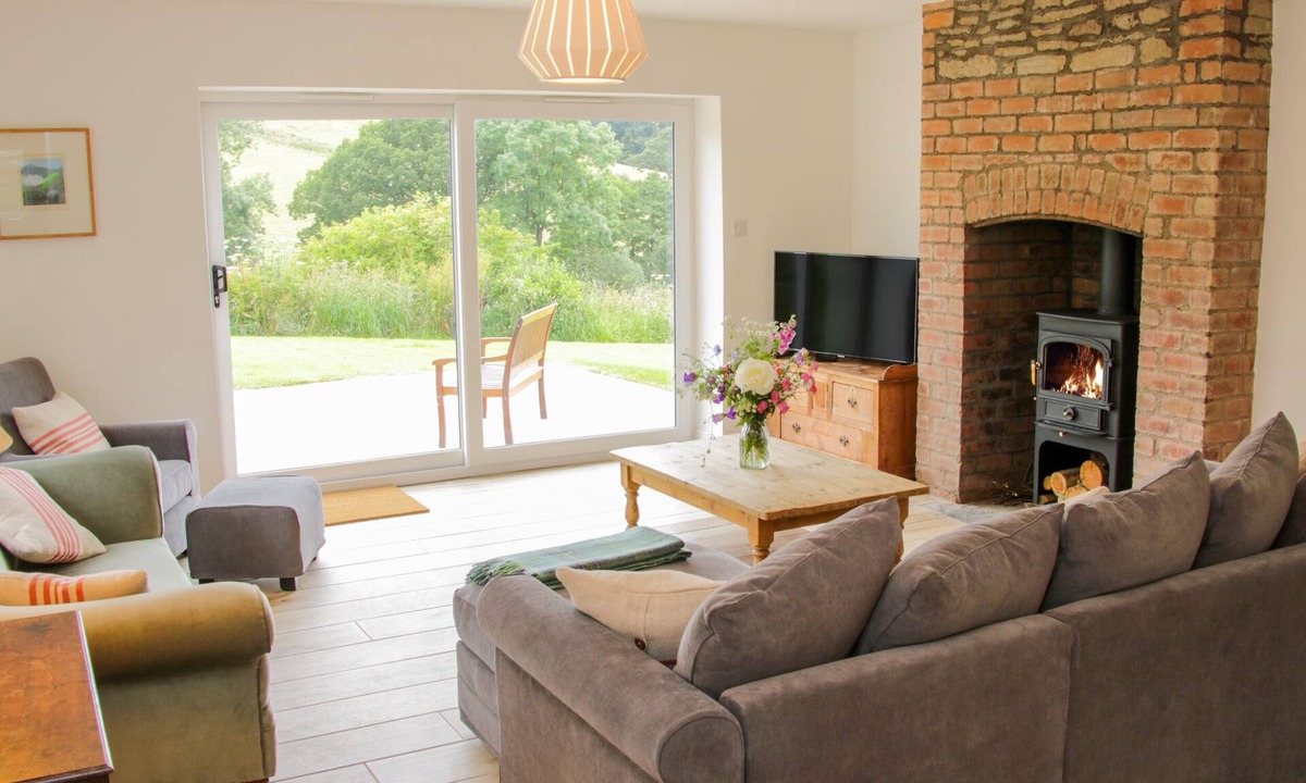 Knighton Cottage | The Old Farmhouse, Upper Pitts