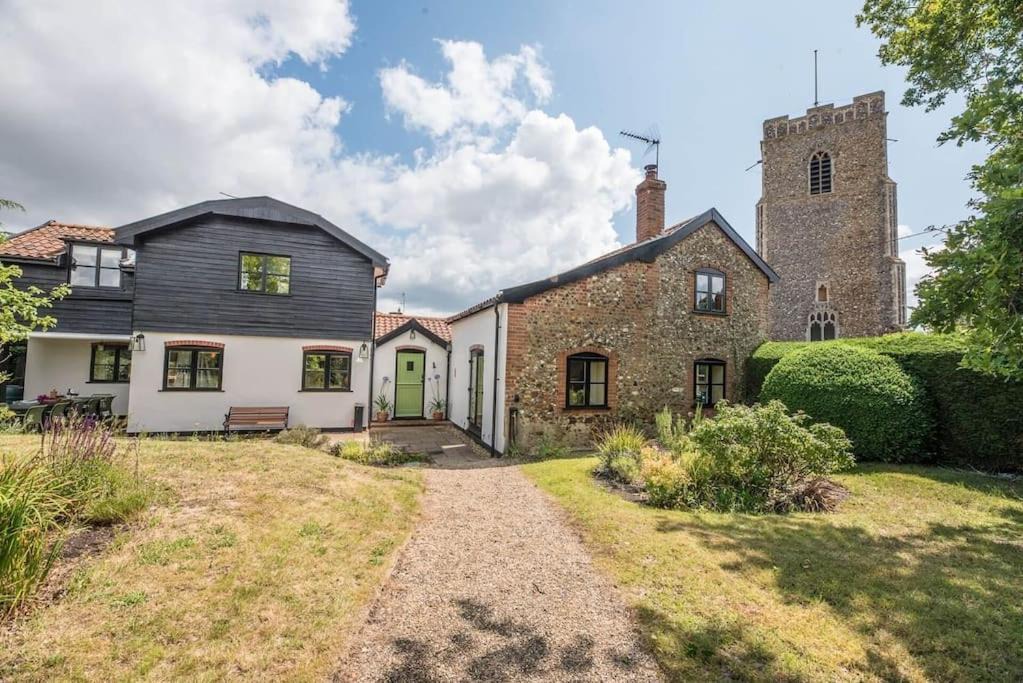 Saxmundham House | The Old Forge, Great Glemham