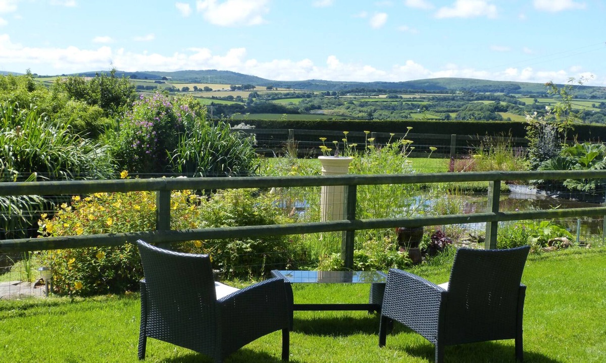 Launceston Cottage | The Old Granary