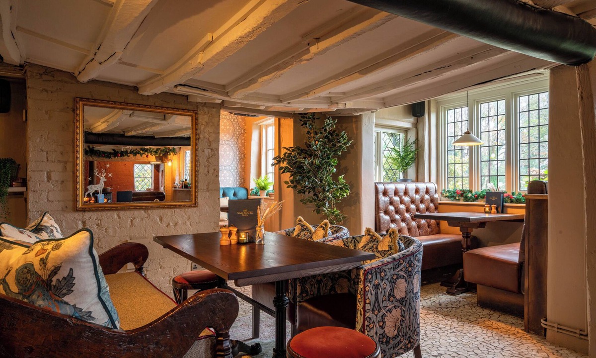 Crawley Down Hotel | The Old House Inn