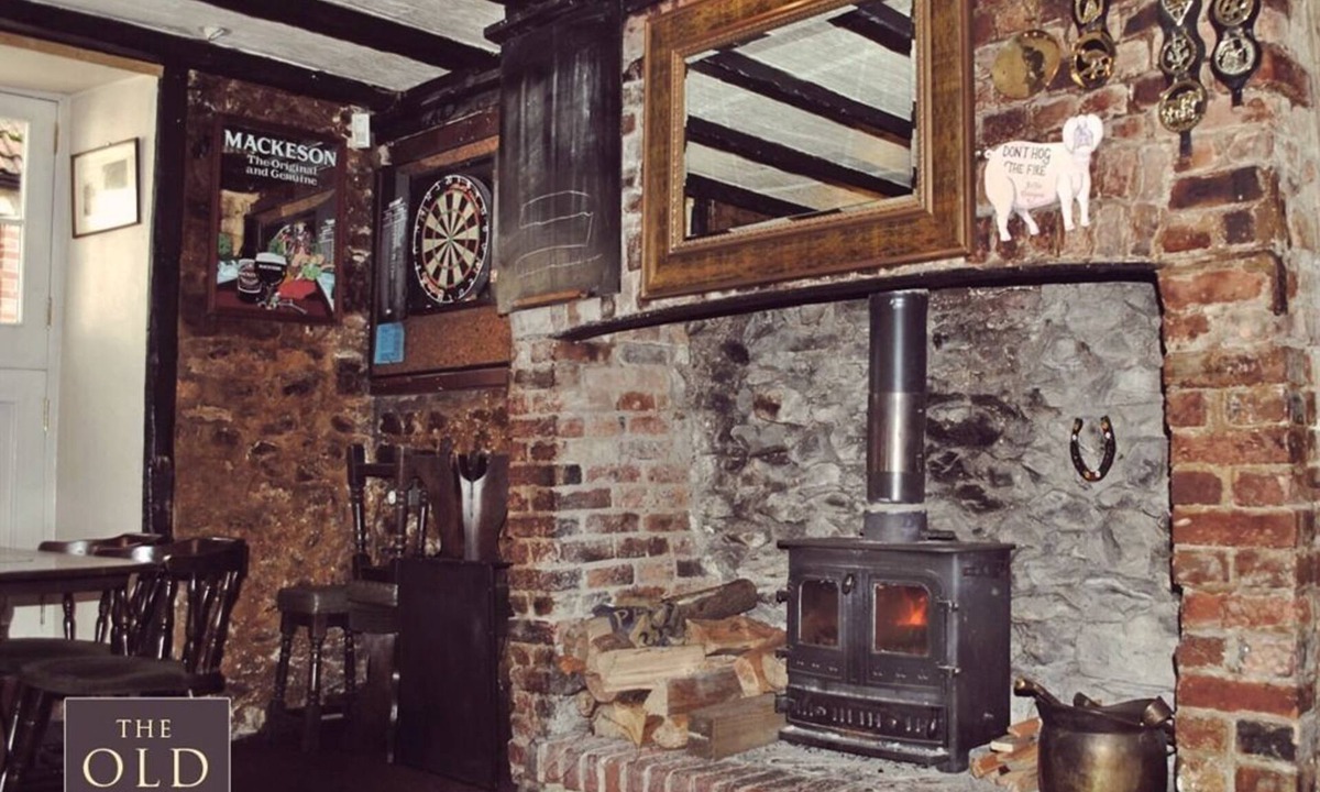 Hawkchurch Hotel | The Old Inn
