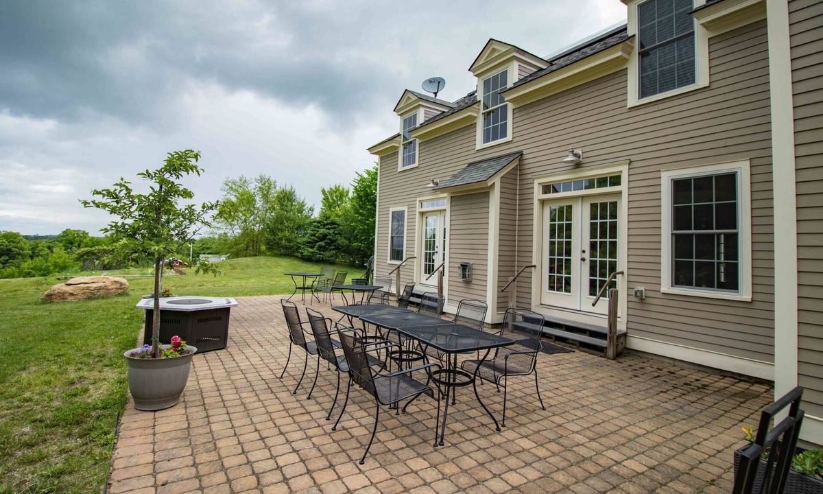 Charlotte House | The Old Lantern Inn and Barn