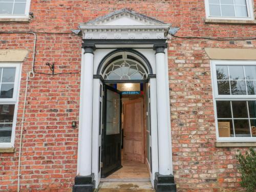 Shipton House | The Old Post Office