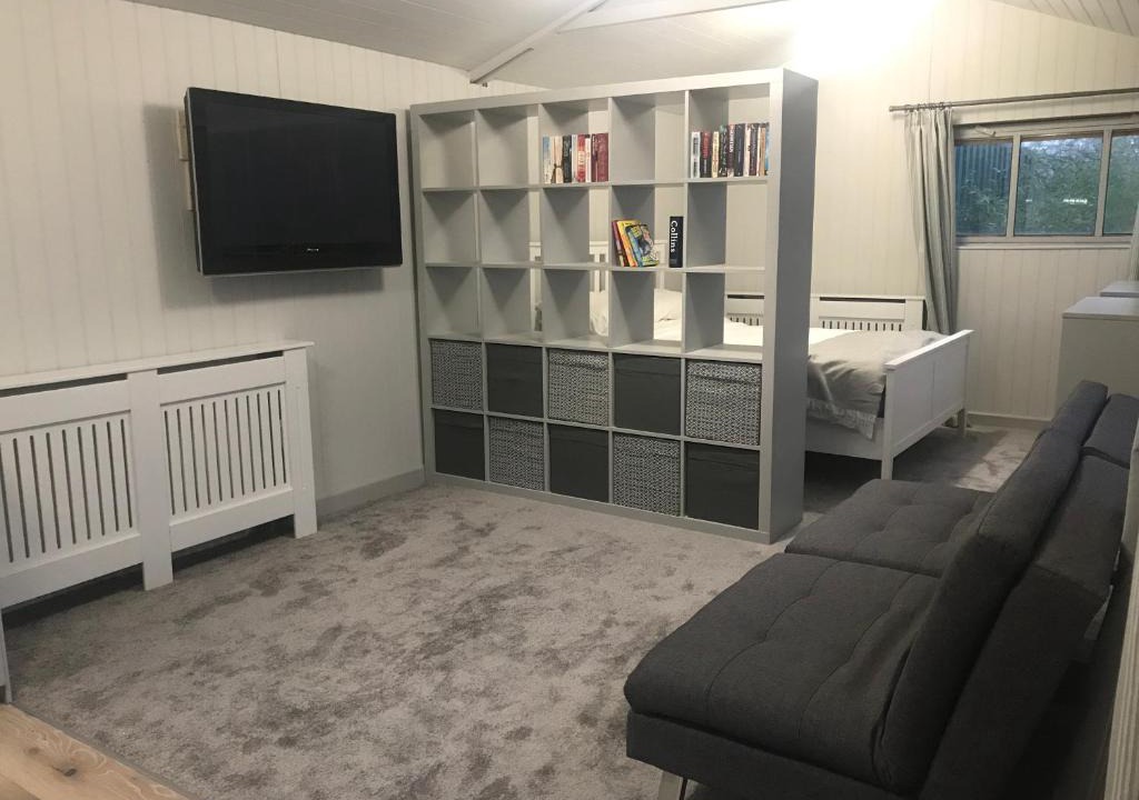 Bromham Apartment | The Old Pottery