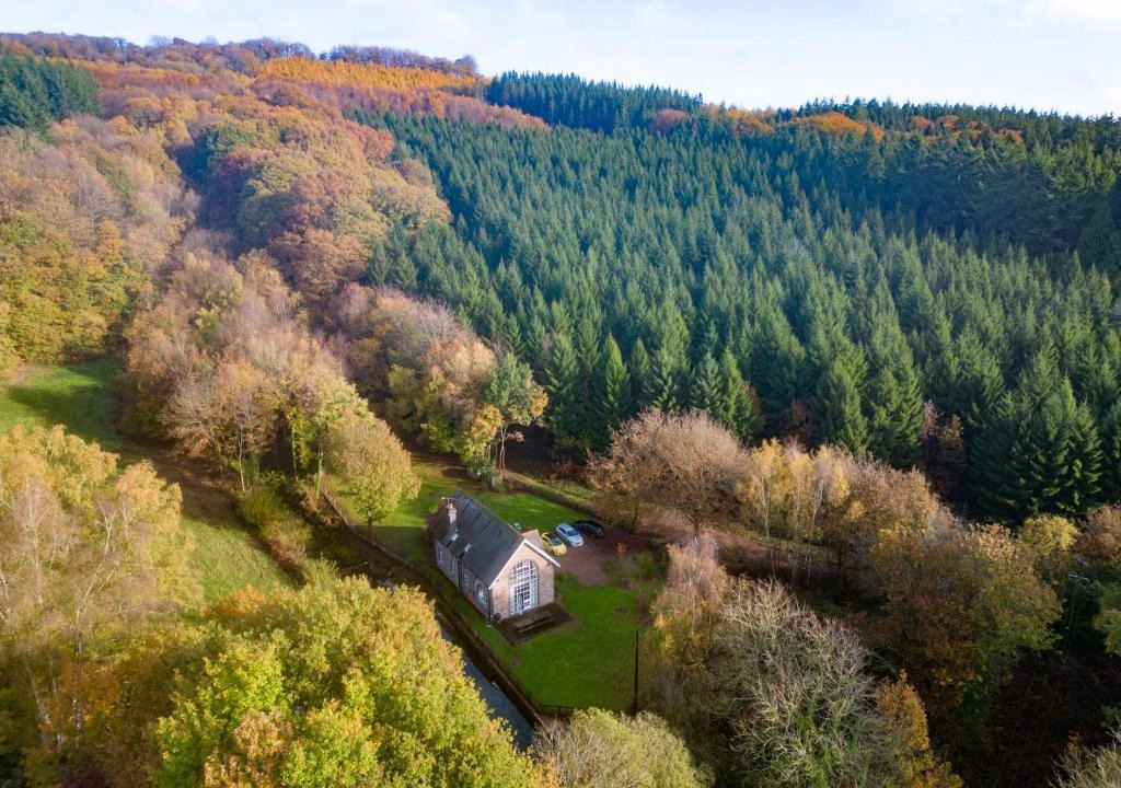 Lydney House | The Old Pump House