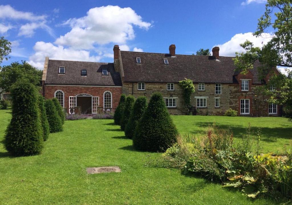 Towcester Bed & Breakfast | The Old Rectory,Nr Silverstone