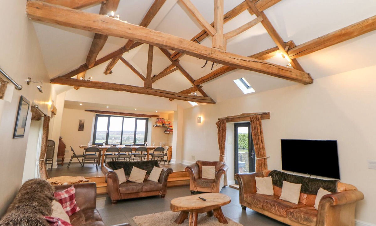 Totley Cottage | The Old Robin Hood