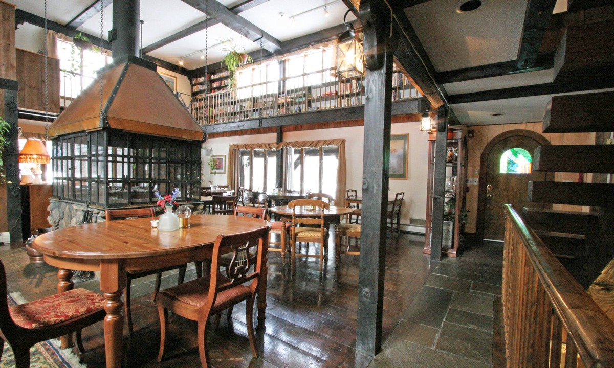 Fryeburg Bed & Breakfast | The Old Saco Inn