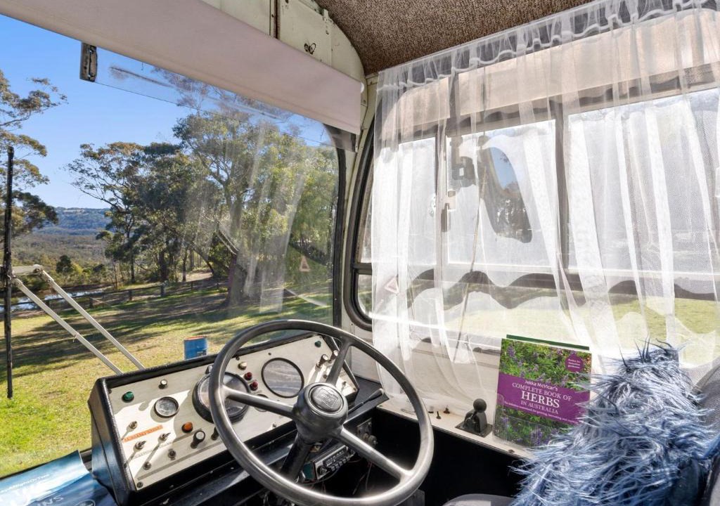 Bilpin House | The Old School Bus