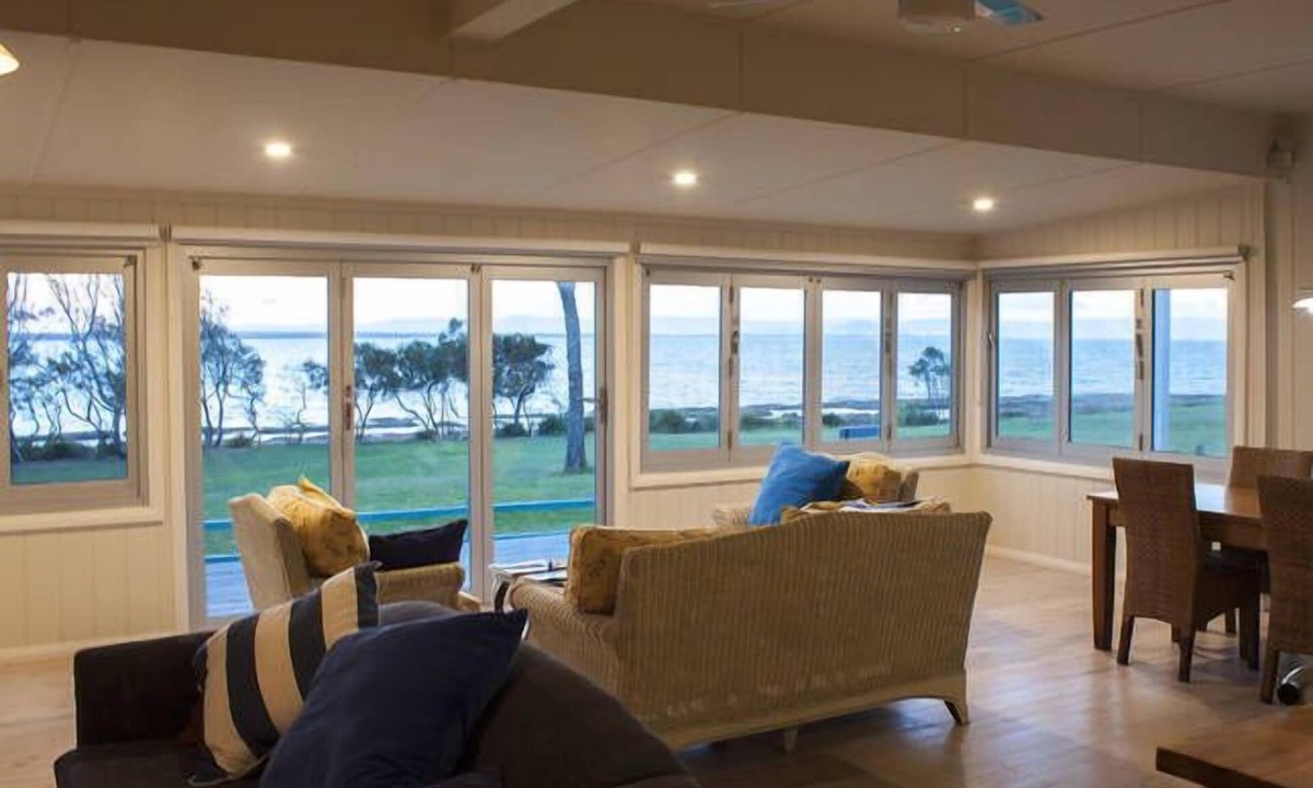 Currarong House | "The Old School House"