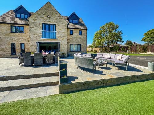 Worsborough House | The Old School House