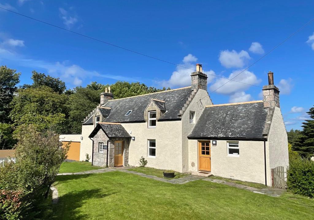 Coldbackie House | The Old Schoolhouse