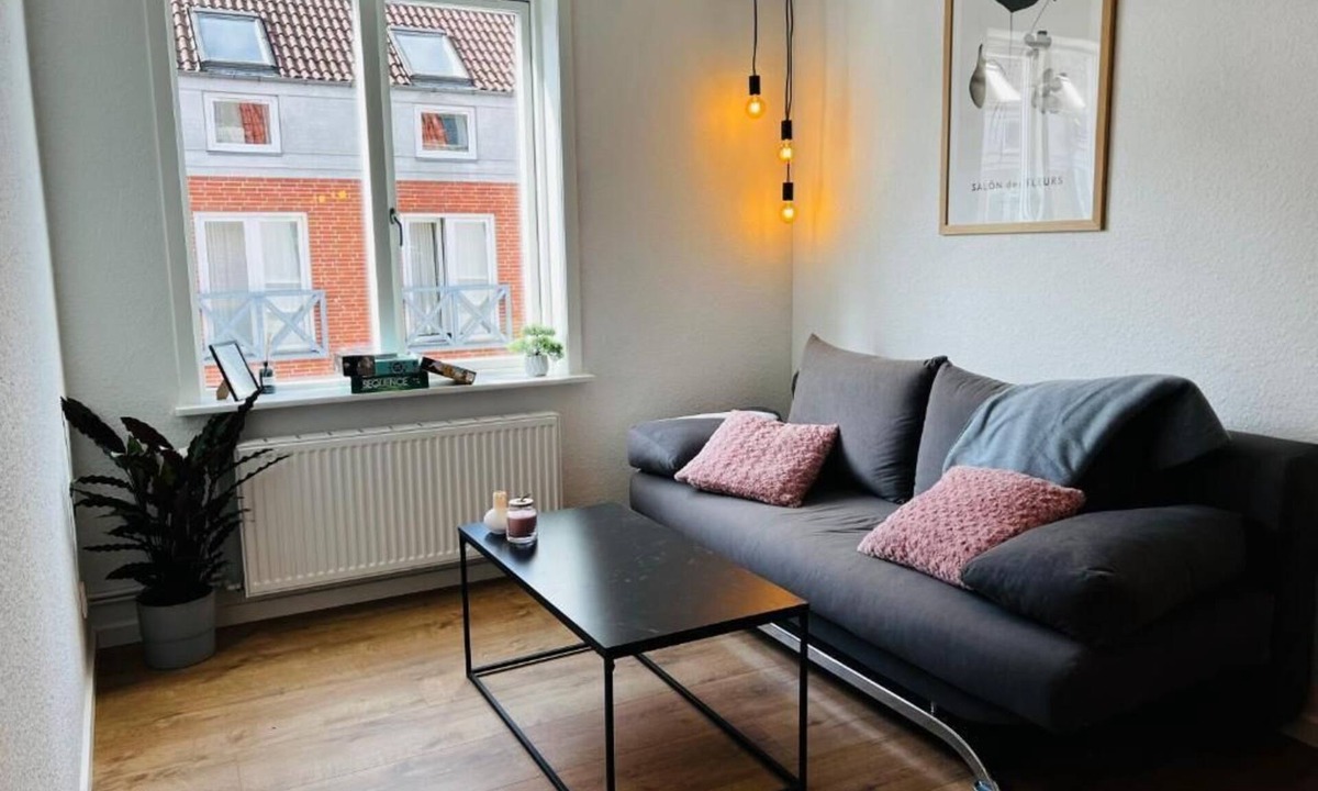 Silkeborg Condo | The Old Silkeborg Hotel - 1mth
