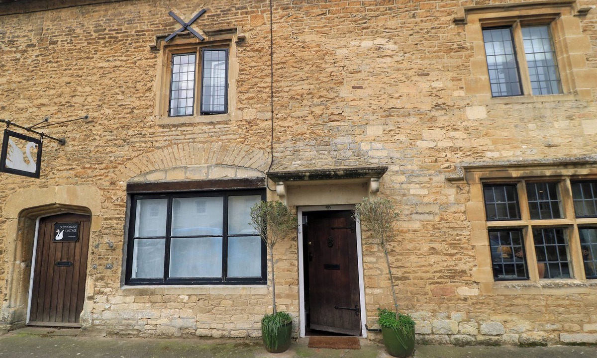 Sherston Cottage | The Old Swan