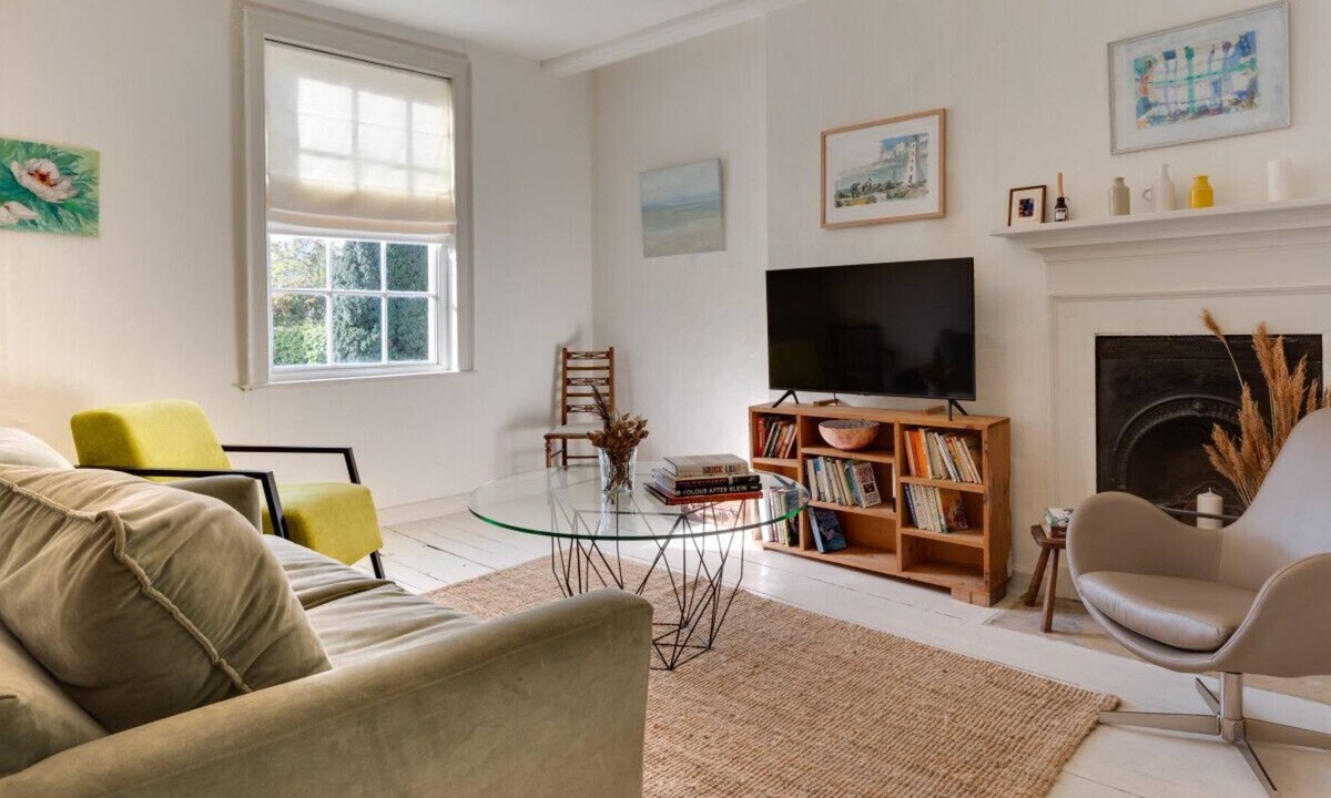Yoxford Apartment | The Old Vicarage Artist Studio