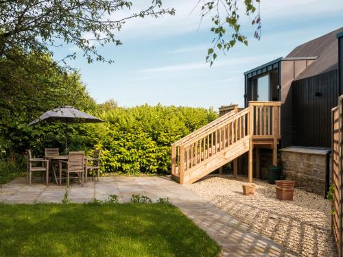 Pylle Apartment | The Old Winery Cottage No2