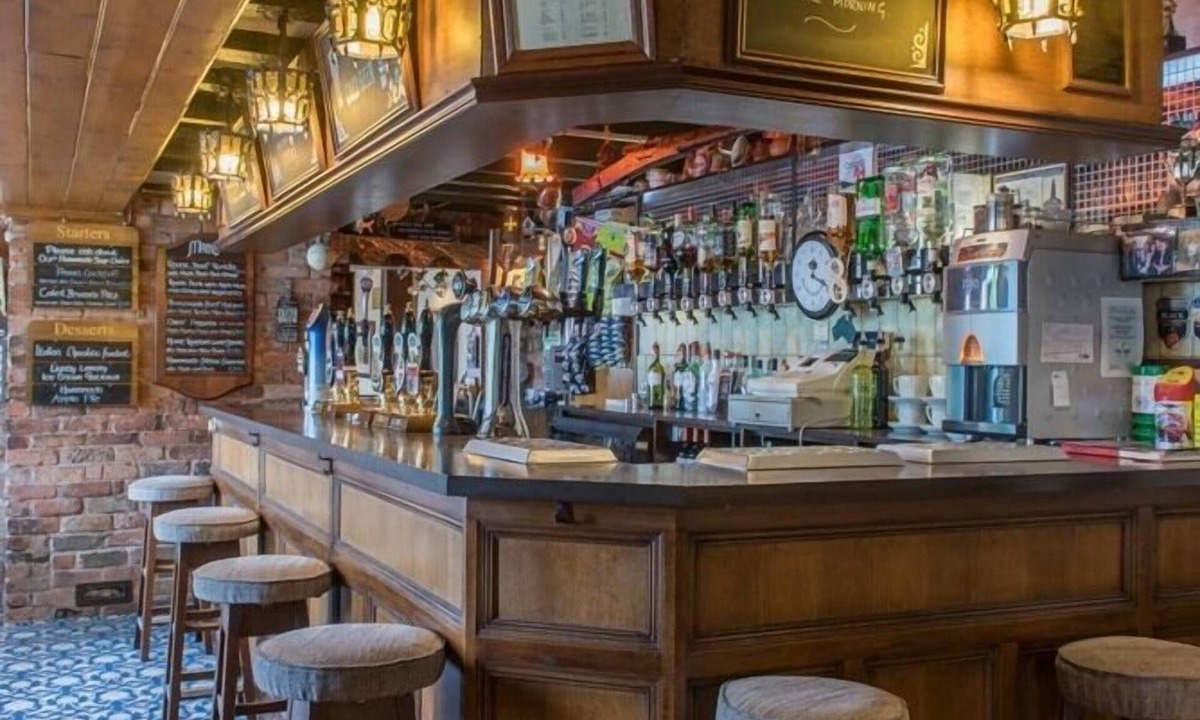 Handsacre Hotel | The Olde Peculiar