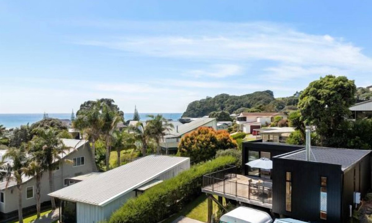 Onemana Cottage | The Onemana Nook - Onemana