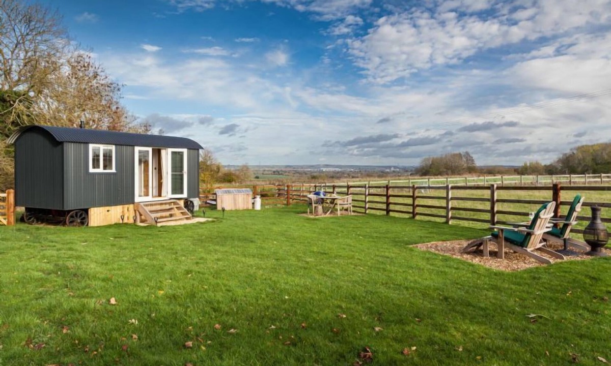 Litchborough Cabin | The Orchard at Stowe