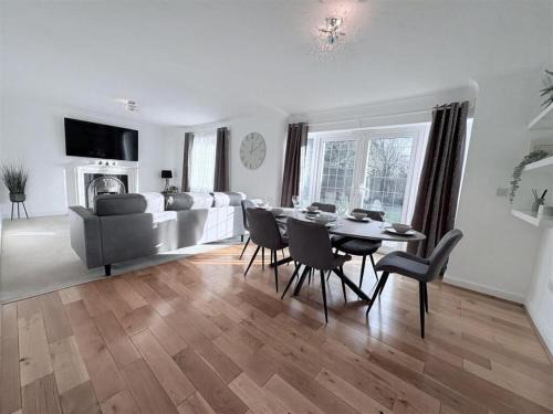 Wolverhampton House | The Orchard at Wrottesley