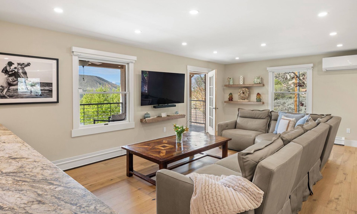New Castle House | The Orchard House