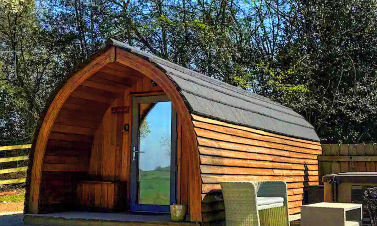 Halfway House Apartment | The Orchard - UKC7804