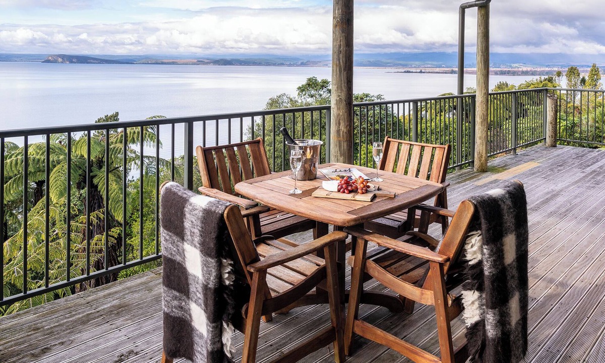 Pukawa Hotel | The Oreti Collection- By Vacations in Paradise