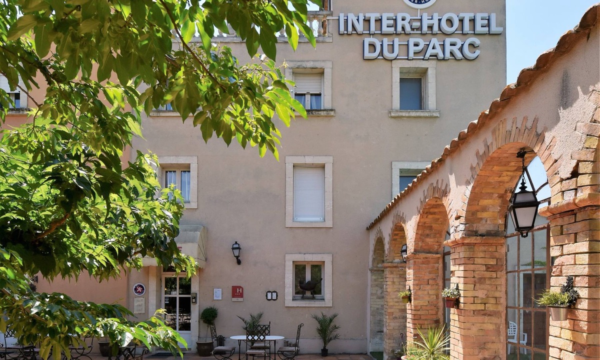 Entraigues-sur-la-Sorgue Hotel | The Originals City, Hôtel du Parc, Avignon Est
