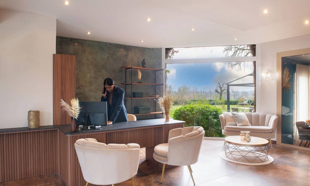 La Chapelle-Saint-Mesmin Hotel | The Originals Boutique, Parc Hôtel, Orléans Sud